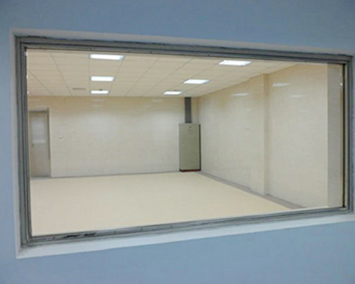 ���]�^(gu��n)�촰